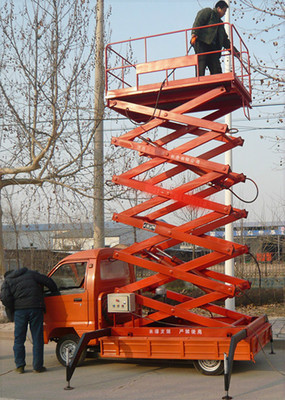 車(chē)載式升降機(jī)